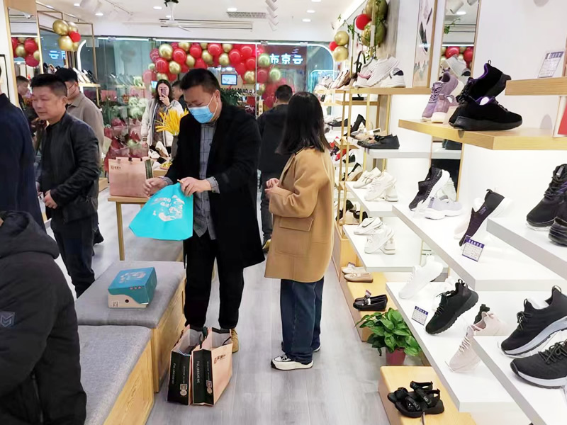 實(shí)體鞋店的鞋子利潤(rùn)多大才賺錢？