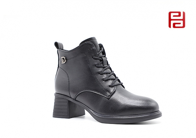 福連升冬季新款輕松工作女鞋魅力時(shí)裝時(shí)尚短靴