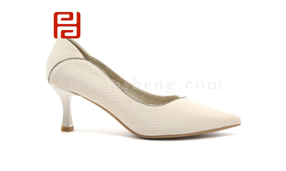 春季新款時(shí)尚淺口高跟女鞋商務(wù)細(xì)跟套腳通勤女單鞋                                   